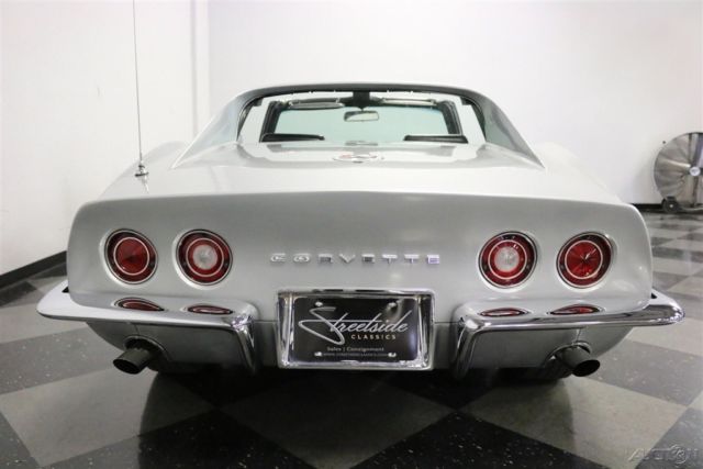 1969 Silver Chevrolet Corvette