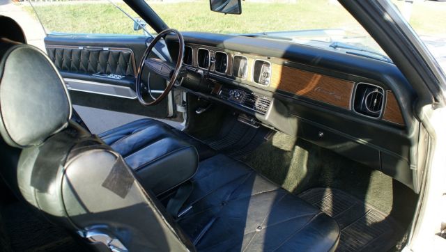 1969 Creme Lincoln Mark Series 2 Door Hardtop