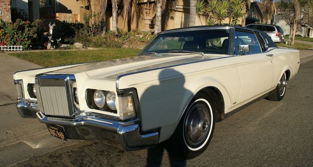 1969 Creme Lincoln Mark Series 2 Door Hardtop