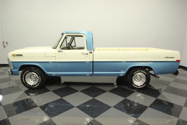 1969 White Ford F-100