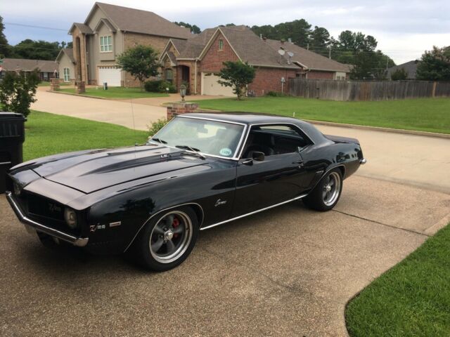 1969 Black Chevrolet Camaro