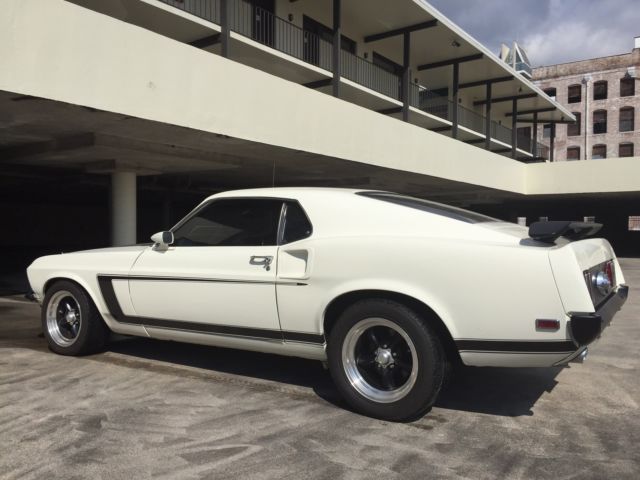 1969 White Ford Mustang