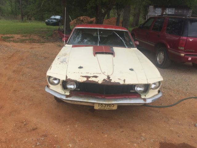 1969 Red Ford Mustang