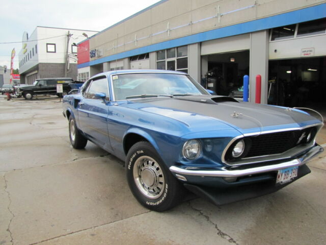1969 ACAPULCO BLUE Ford Mustang Fastback