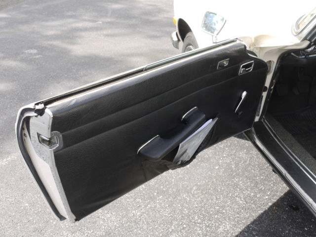 1969 White Mercedes-Benz SL-Class Convertible