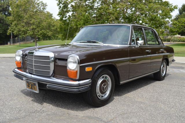 1969 Brown Mercedes-Benz 200-Series Sedan