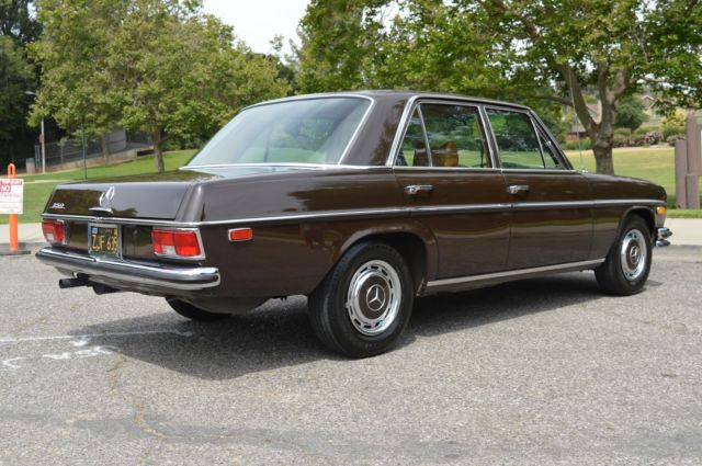 1969 Brown Mercedes-Benz 200-Series Sedan