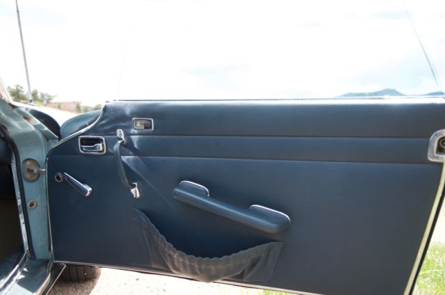 1969 Blue 304G Mercedes-Benz 200-Series Convertible