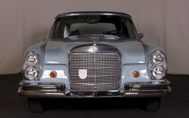 1969 Mercedes-Benz 200-Series Convertible