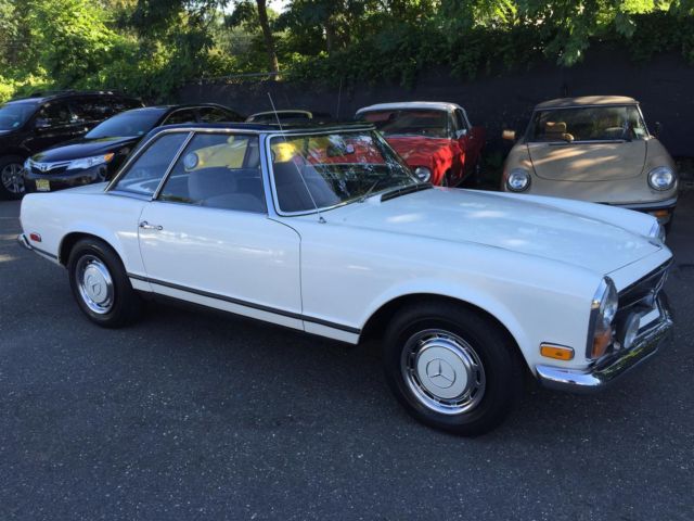 1969 White Mercedes-Benz SL-Class Convertible