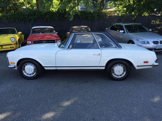 1969 White Mercedes-Benz SL-Class Convertible