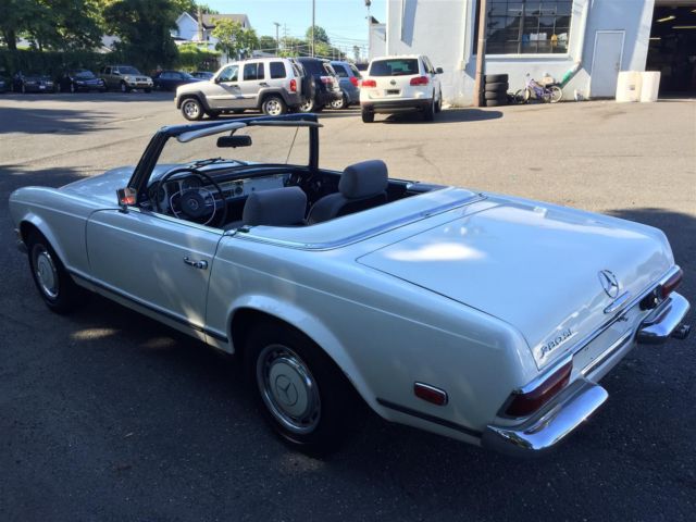 1969 White Mercedes-Benz SL-Class Convertible