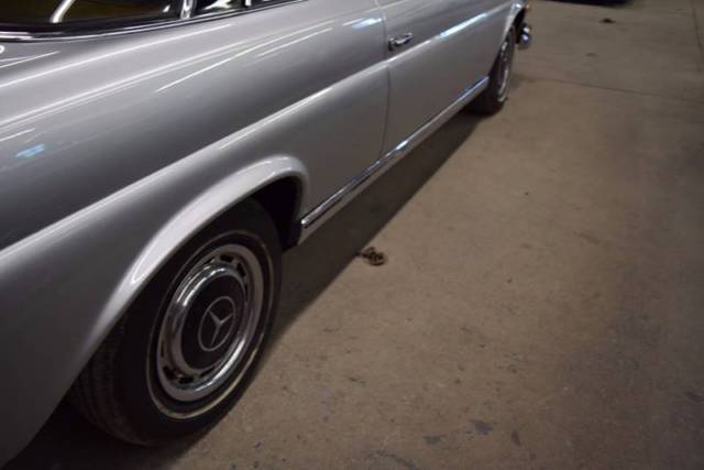 1969 Silver Mercedes-Benz 200-Series Coupe
