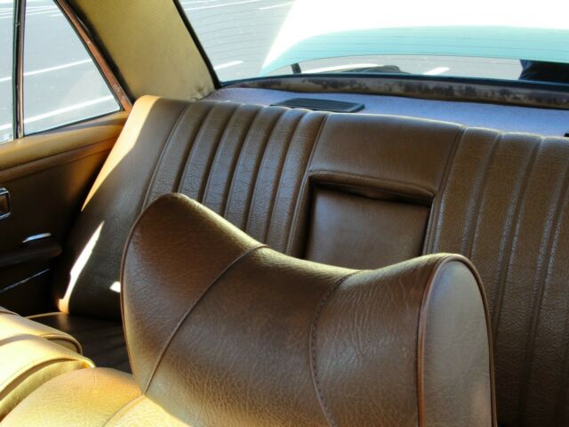 1969 Yellow Mercedes-Benz 200-Series Sedan