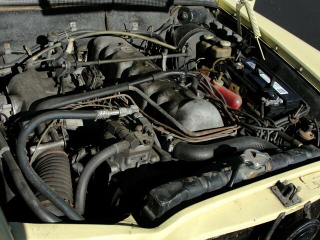 1969 Yellow Mercedes-Benz 200-Series Sedan