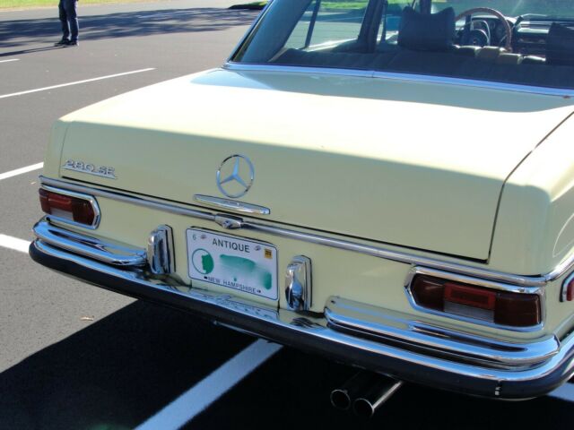 1969 Yellow Mercedes-Benz 200-Series Sedan