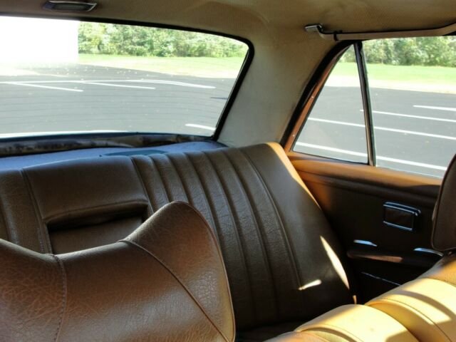 1969 Yellow Mercedes-Benz 200-Series Sedan