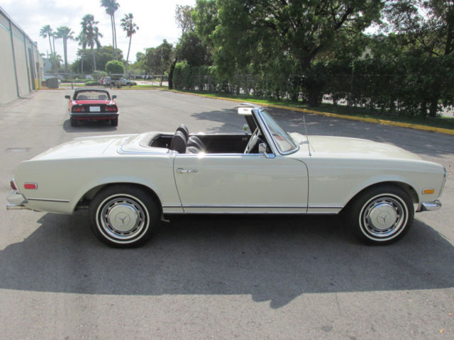 1969 White Mercedes-Benz SL-Class Convertible