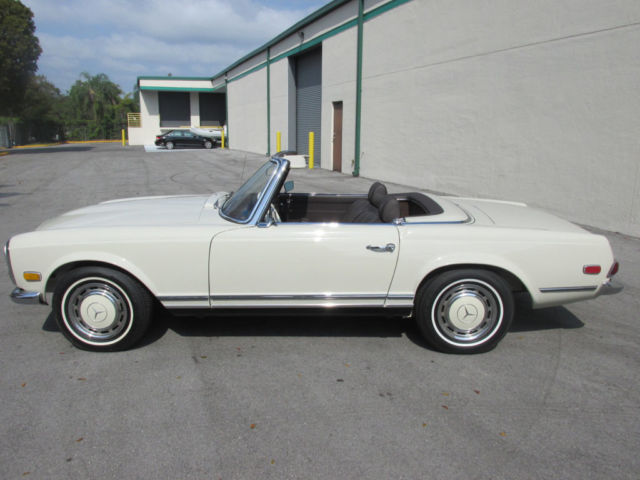 1969 White Mercedes-Benz SL-Class Convertible