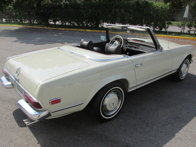 1969 White Mercedes-Benz SL-Class Convertible