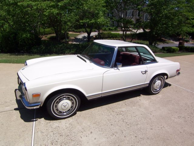 1969 White Mercedes-Benz SL-Class Convertible