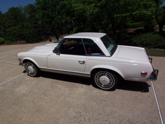 1969 White Mercedes-Benz SL-Class Convertible
