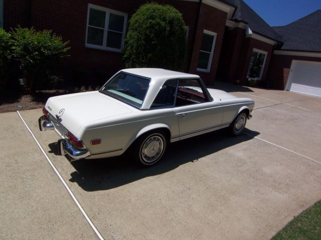 1969 White Mercedes-Benz SL-Class Convertible