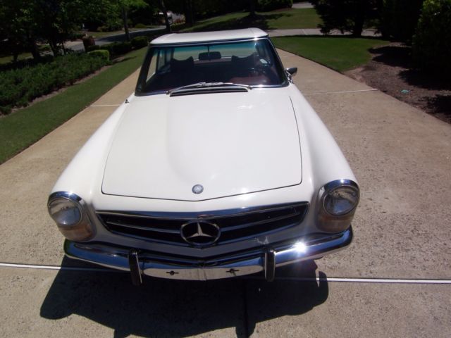 1969 White Mercedes-Benz SL-Class Convertible