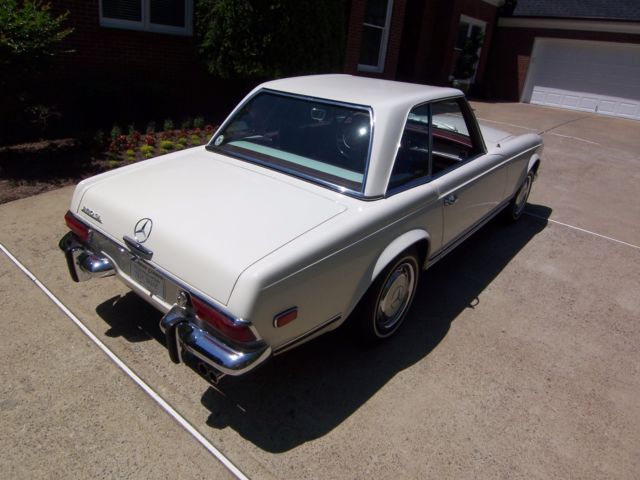 1969 White Mercedes-Benz SL-Class Convertible