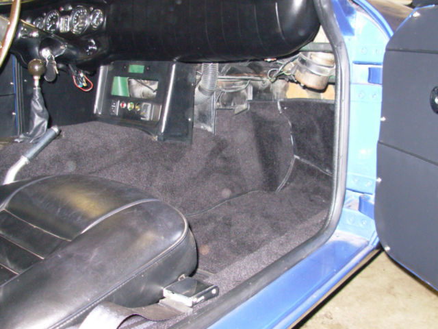 1969 Blue MG MGB U/K