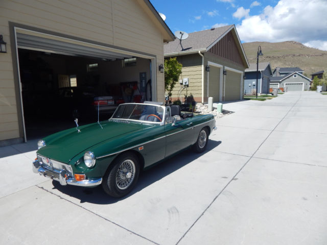 1969 Green MG MGB