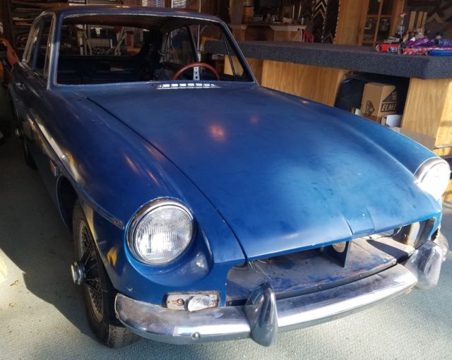 1969 Blue MG MGB Coupe