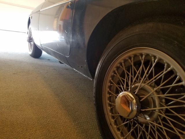 1969 Blue MG MGB Coupe