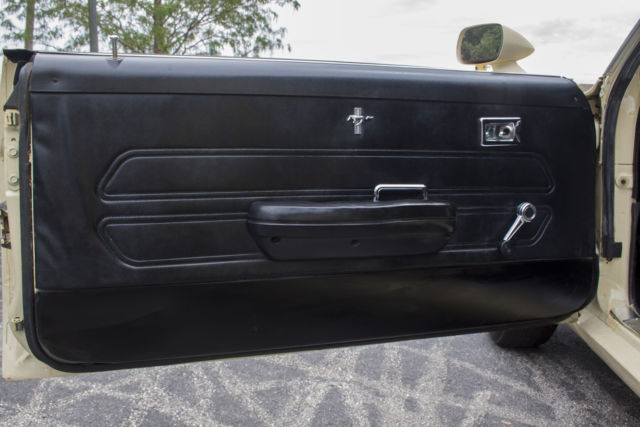 1969 Yellow Ford Mustang Coupe