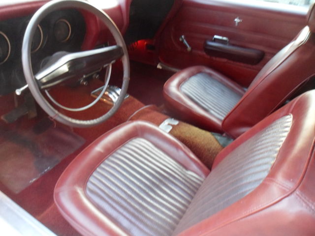 1969 White Ford Mustang Coupe