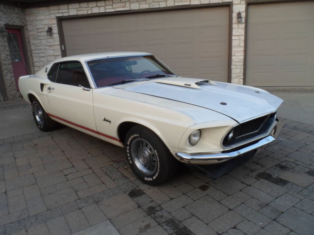 1969 White Ford Mustang Coupe