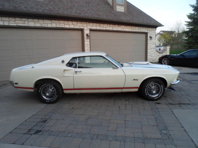 1969 White Ford Mustang Coupe