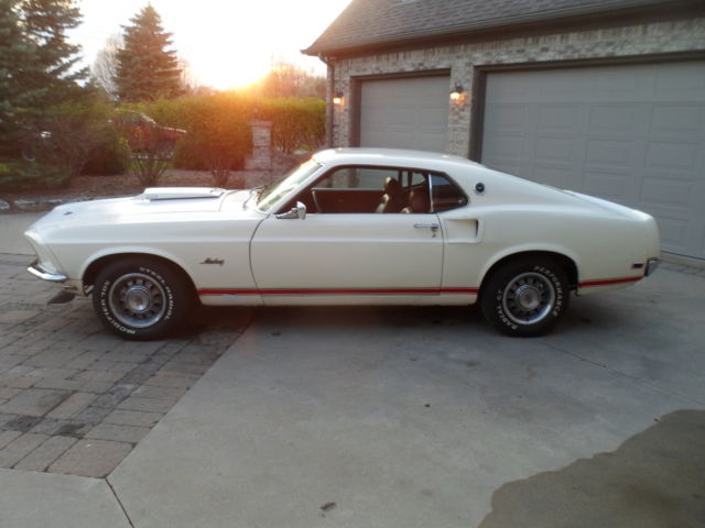 1969 White Ford Mustang Coupe