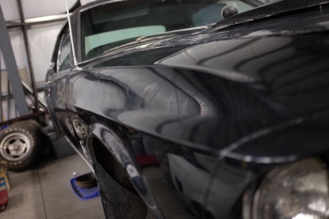 19690000 Black Ford Mustang