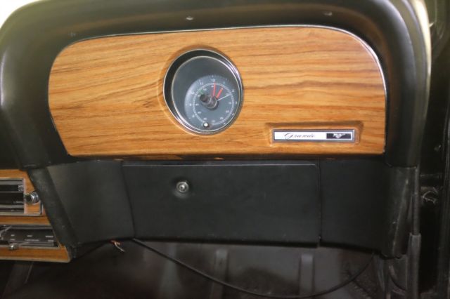 19690000 Black Ford Mustang