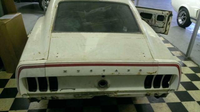 1969 White Ford Mustang Fastback