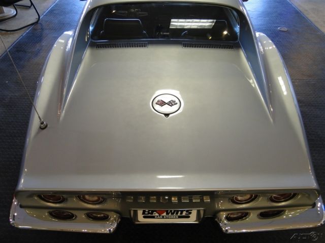 1969 Silver Chevrolet Corvette