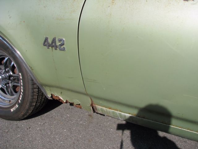 1969 Green Oldsmobile 442 Coupe