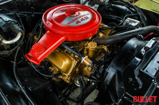 1969 Yellow Oldsmobile 442 Coupe