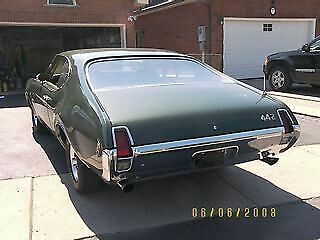 1969 Green Oldsmobile 442 Coupe