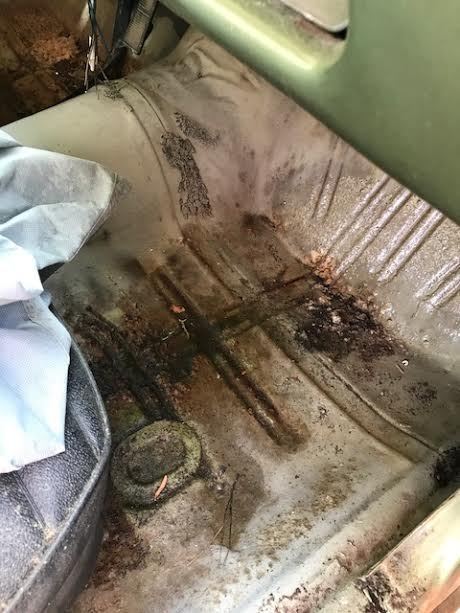 1969 Green Oldsmobile Cutlass Coupe