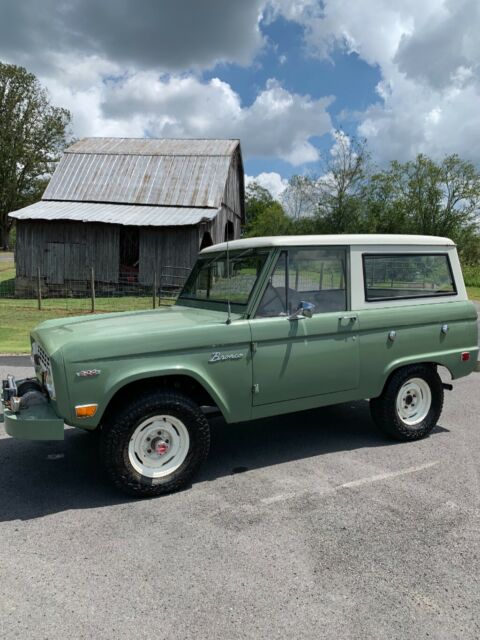 1969 Boxwood Green Ford Bronco SUV