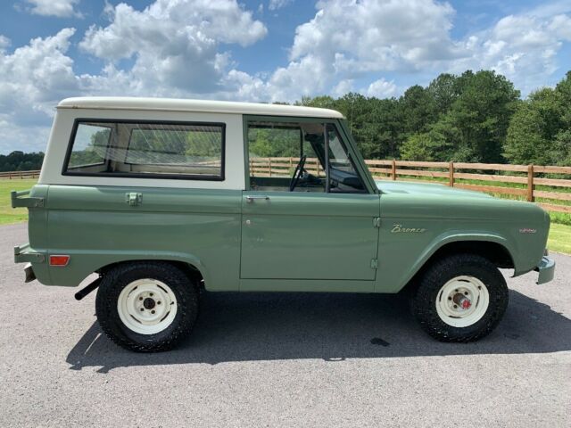 1969 Boxwood Green Ford Bronco SUV