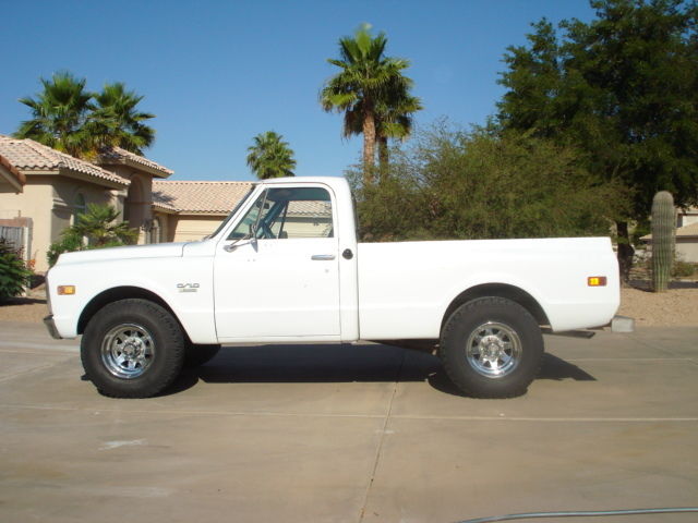1969 white Chevrolet C/K Pickup 1500