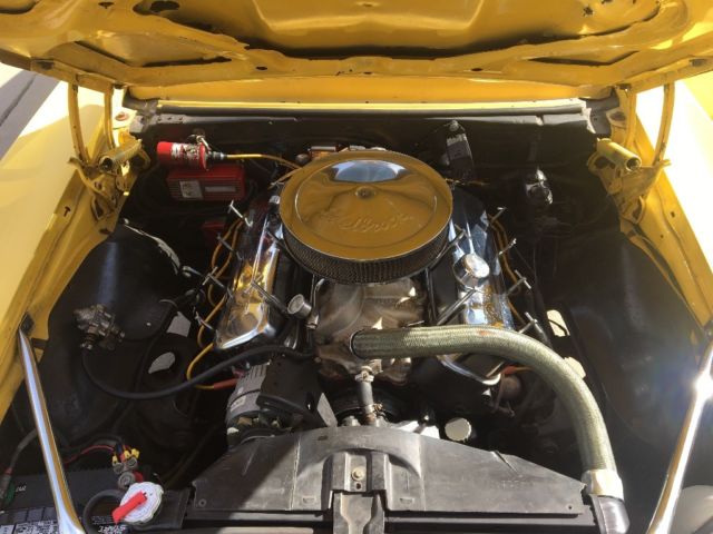 1967 Yellow Pontiac Firebird